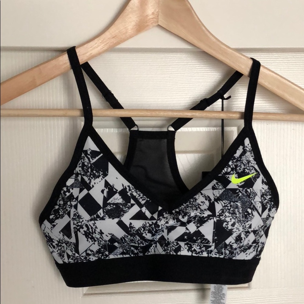 NIKE INDY SPORTS BRA